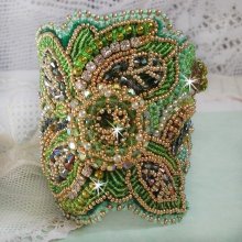 Bracelet manchette Garden Party avec un cabochon vintage et des cristaux